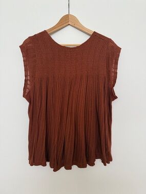 Anthropologie Rust Brown Pleated Women's Top - Sleeveless Casual Blouse